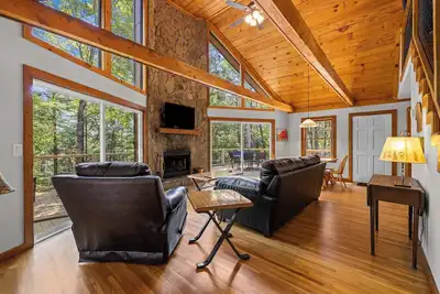 Image de Restin' on the Ridge - 15% Off in April – See Details Below