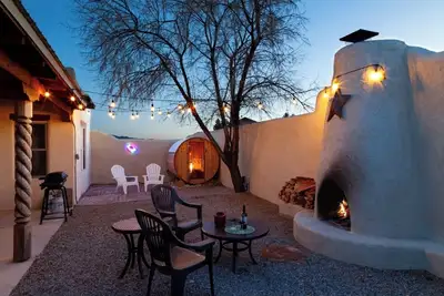 Image de Cosmic Cantina - Pet Friendly - Hot Tub - Sauna - Ev Charger - Fireplace - Starl