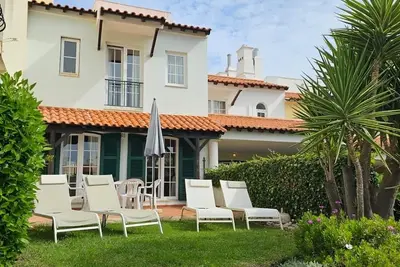 Image de Townhouse in the Old Village, Vilamoura with direct access to the pool