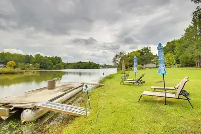 Image de Cottage w\/ Fire Pit & Lake Access in Waterloo!