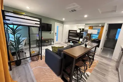 Image de Cozy 1-bedroom with WiFi and Ac in fantastic Dallas, Sleeps 7