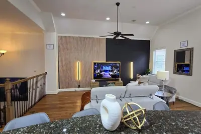 Image de World Cup Special | Private Jacuzzi | 2 Homes