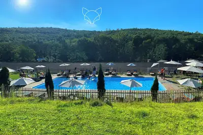 Image de Spacious 5-bedroom house with Pool on the 10-Mile River