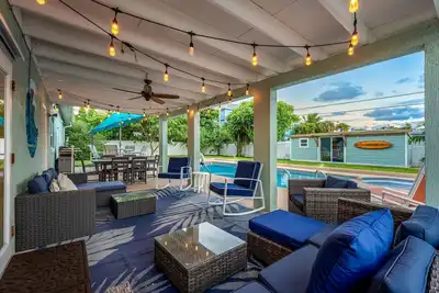 Image de Tiki Blue Two - Big House by Beach: Hot Tub - Heated Pool