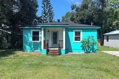 Image de Cozy Turquoise Cottage – 2-Bedroom Gem in the Heart of Pinellas County!