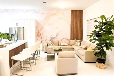 Image de The Cozy Palm House for rent 4-bedroom, Homestead, Florida