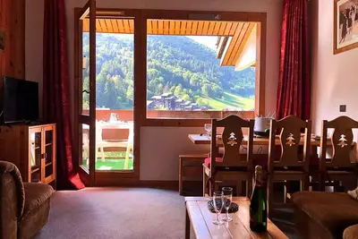 Image de Les CĂ´tes 26 - Duplex-Wohnung und Kreuzung mit seinen zwei Balkonen.
