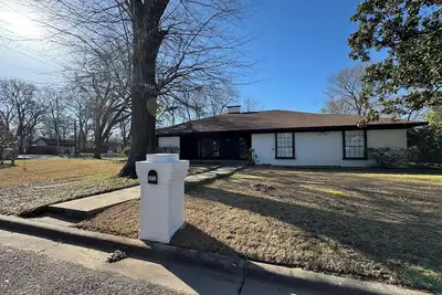 Image de Charming 3-bedroom house with plenty of space for the entire family!