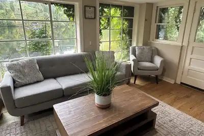Image de Waterfront View - Unit F