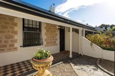 Image de North Adelaide - Row Cottage - “Monte”
