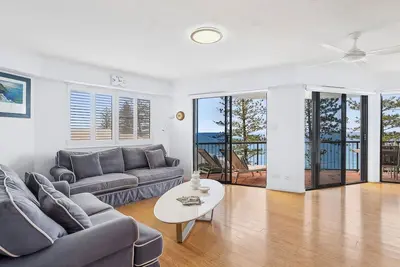 Image de Oceanfront Unit 8 The Rocks