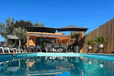 Image de Charming French Farmhouse retreat with private garden and heated pool