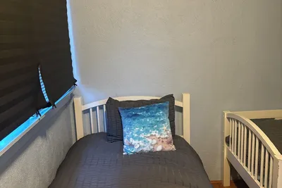 Spacious 3-bedroom with Ac and WiFi in welcoming Cypress