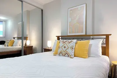 Image de MetaWise 2br Apartment in Heart of Hurlstone Park