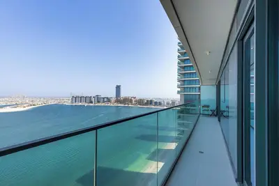 Image de MyDuomo: 2br Beachfront with Palm & Marina views