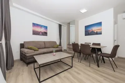 Image de Beach apartment Mara 1 50m to the sea, modern apartment in the center of the town