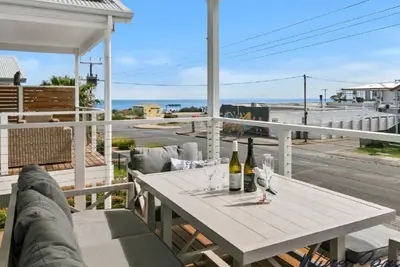 Image de Just the Tonic by Wine Coast Holidays