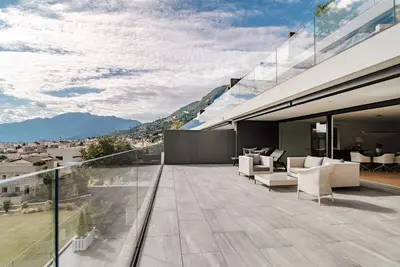 Image de Appartement de luxe avec grande terrasse donnant sur le lac (Luxury Minusio)
