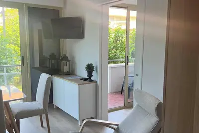 Image de Appartement F3 avec balcons, domaine de l'hermitage
