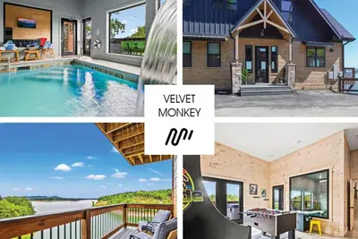Image de Waterfront Luxury w/ Pool, Hot Tub and Game Room!