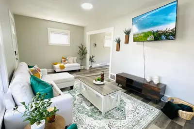 Image de Olive and Sunshine Cle House