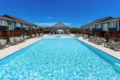 Image de 2 bedroom 1. 5 bath townhome 1150 sqft