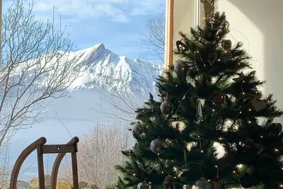 Image de Ferme 18e, rénovée vue montagne, proche stations de ski et lacs, brasero 8 pers