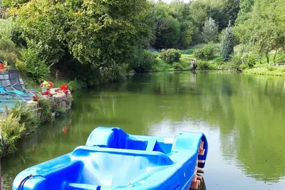 Roomy Apartment in Lichtenhain With Pond