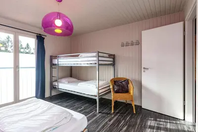 Boutique Chalet in Bullingen Near Lake