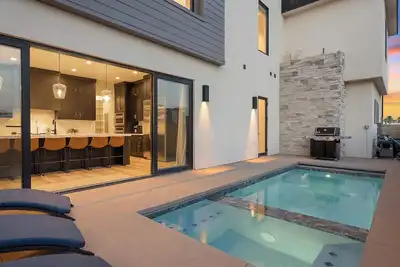 Image de The Dugout: Private Pool, Lagoon + Beaches