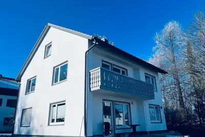 Image de GemĂĽtliche Naturnahe Ferienwohnung in Oberbayern \"Am Weiher\"