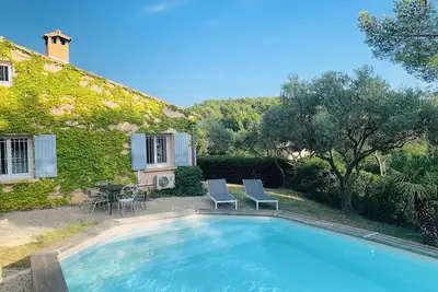 Image de La Maison en Provence : \"L'Horizon de Pernes\".