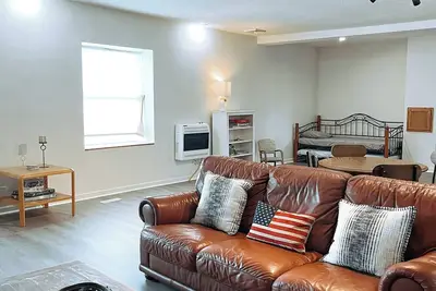 Image de Charming 2-bedroom apartment with WiFi, Ac in Pleasant Lawrenceville