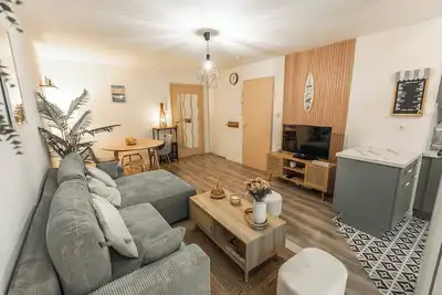 Image de Appartement cosy avec terrasse proche de Bordeaux