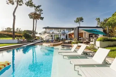 Image de Troia Beach - Cinq Chambres Villa, Couchages 12