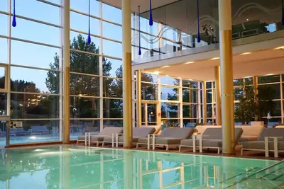Image de Whirlpool Suite \"Amadeus\" - View - Far-reaching view - Golf & Wellness
