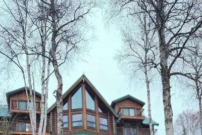 Image de 6-bedroom Lakefront Lodge on 10 acres w/wifi only 13 miles to downtown Talkeetna