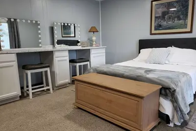 Image de Ranch style Farmhouse located on a horse ranch and rescue south of Fort Worth