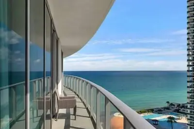 Image de 1711 Hyde Beach on the Ocean View 2 Bed 2 Bath