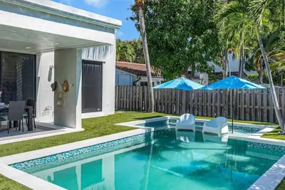 Image de House By The Beach, Heated Pool, Peaceful, Upscale, Lush Neighborhood