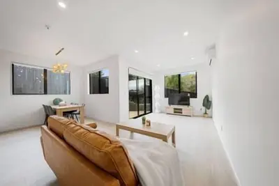 Image de Botany Bliss Modern 4-Bedroom Family Escape_Unit B