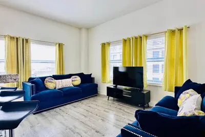 Image de Downtown Penthouse Suite w/view