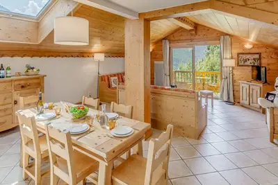 Image de Champagny en Vanoise - Duplex 8 pers avec Wi-Fi et parking
