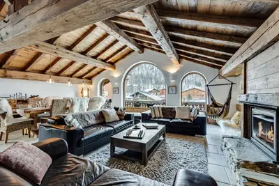 Image de Chalet prestige 4 chambres, hammam, cheminée, conciergerie
