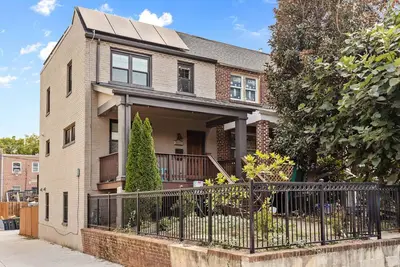 Image de Entire 3-Br Row House in Peaceful Kingman Park Dc