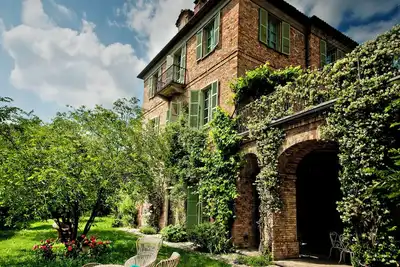 Image de Great Villa in the historic center, for tourism and pleasant stay.