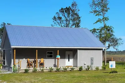 Image de Charming coastal cabin overlooking the marsh, near Darien and Shellman Bluff Ga.