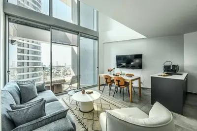 Image de Bright 3br Apt w Balcony in Tel Aviv City Center