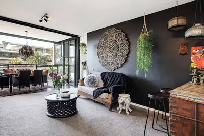 Image de Balinese Charm meets Resort Living in Inner Sydney