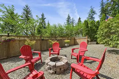 Image de Treetop Retreat w/ Fire Pit